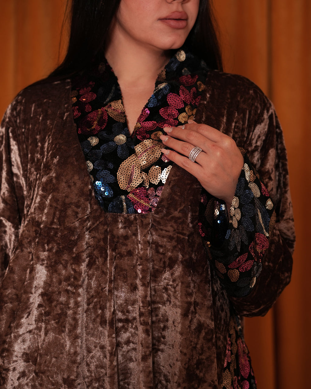 HS3 kaftan Brown - full length